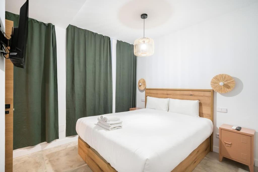 Nice Flat In Lavapies At Street Level S23A Madrid Exterior photo